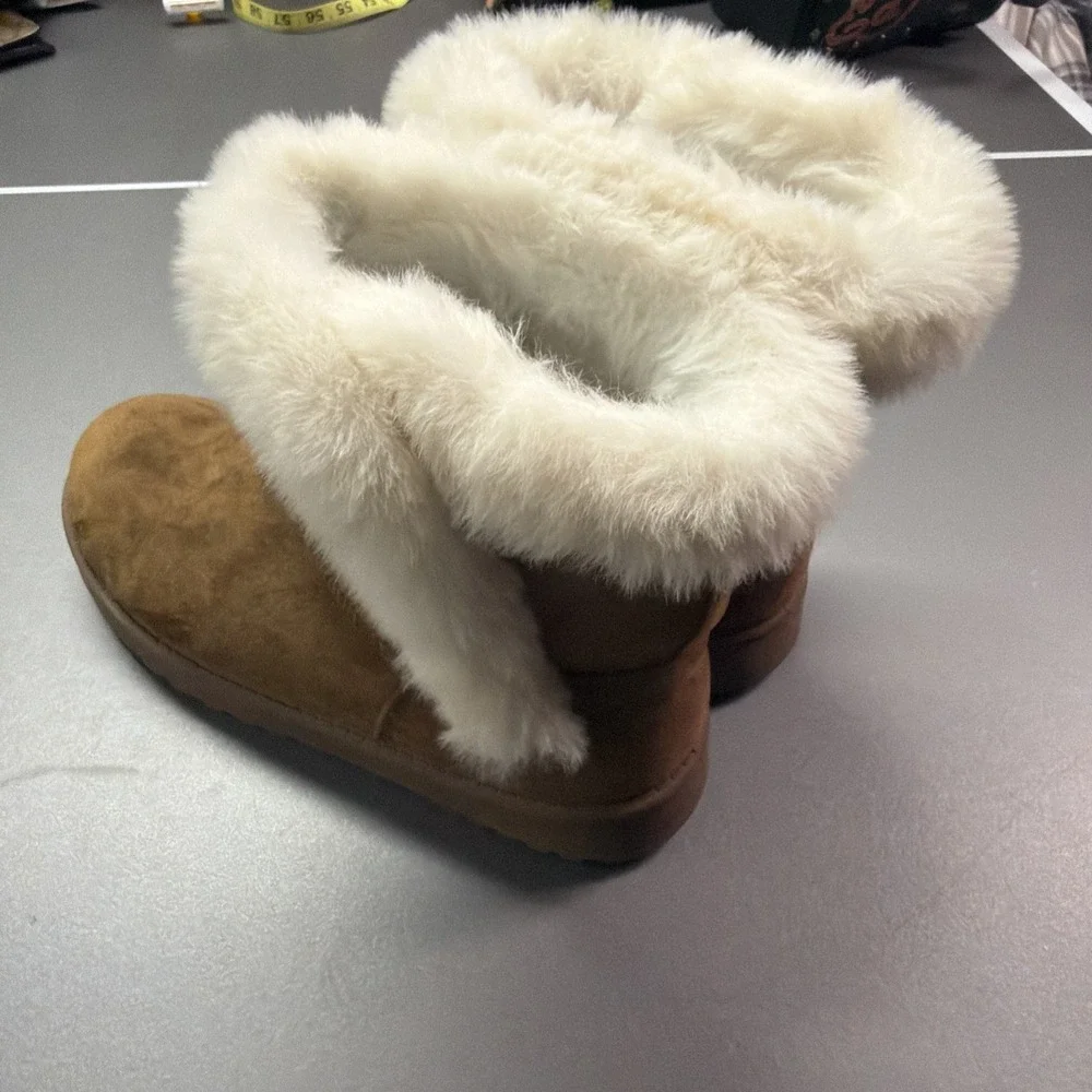 So Goods For‎ Life Paulina BrownFurry Boots - Womens 8 Great